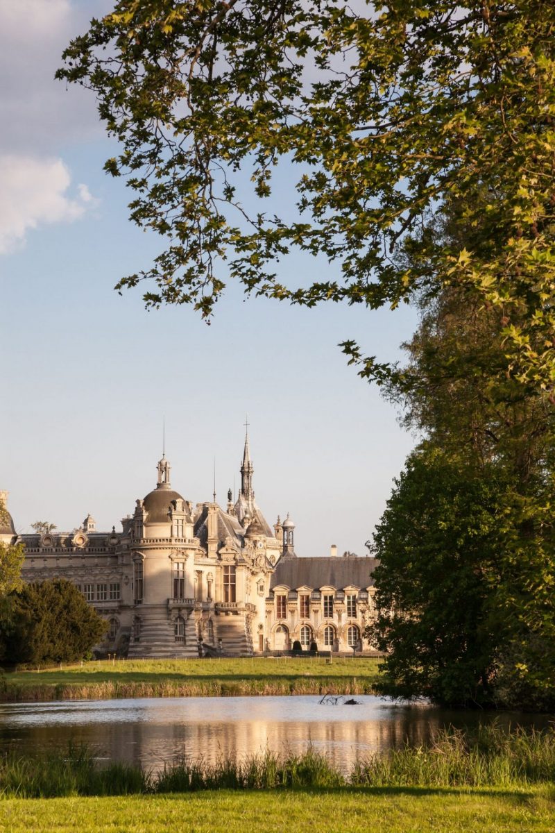 The Chantilly Castle, visit of the castle, the museums and the park 