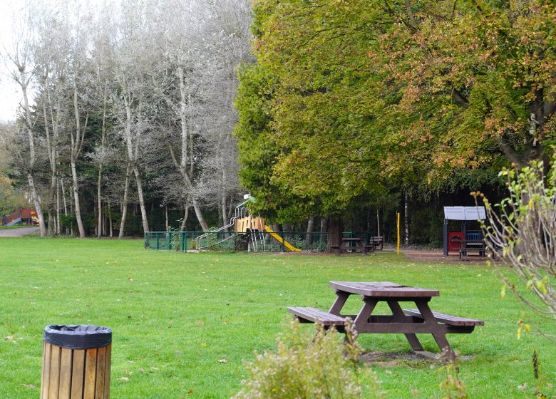 Aire de pique-nique du Parc de la Brèche